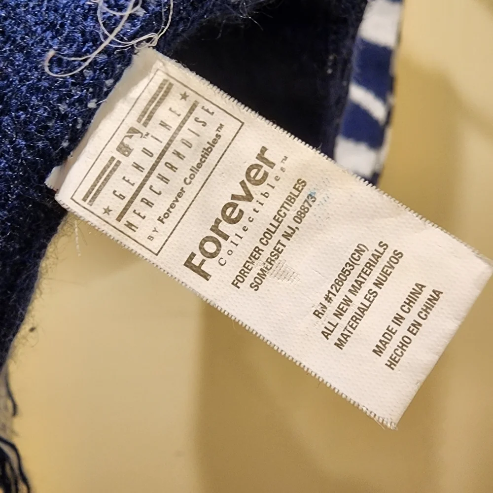 Forever Colectibles NEW YORK YANKEES Logo Unisex Scarf